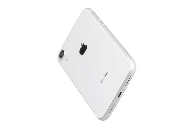  iPhone XR (MT032J/A) A2106 ホワイト 64GB (docomo)(40382、03) 拡大