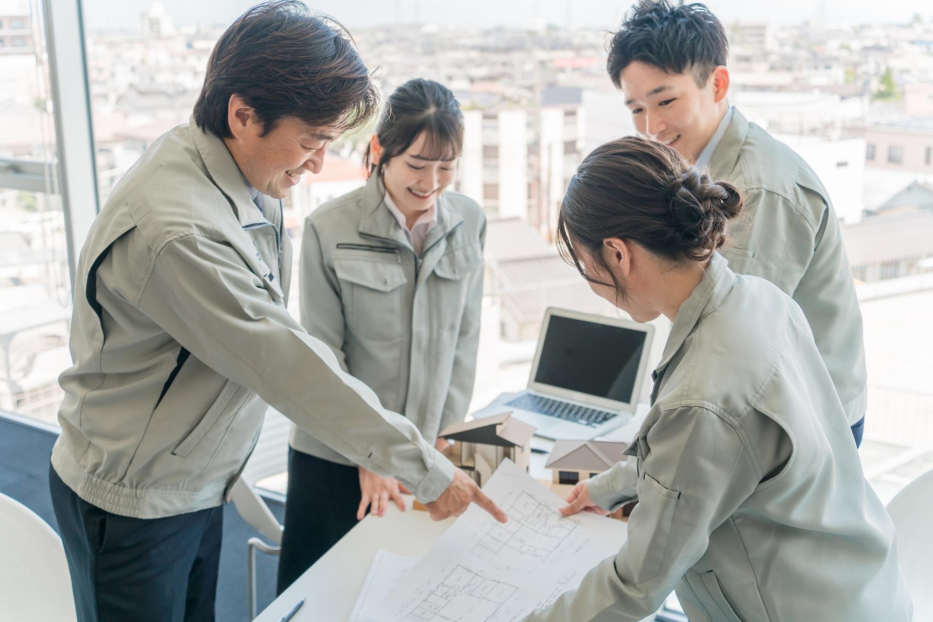 建築業務でのパソコン利用イメージ