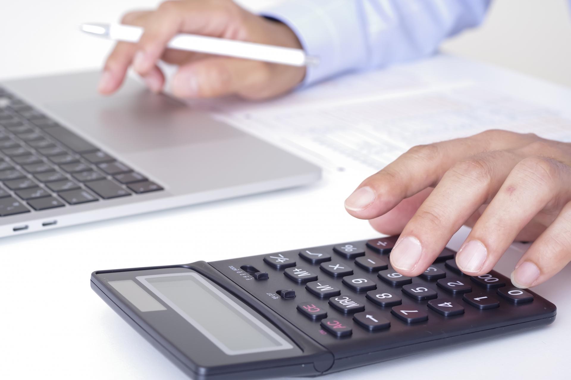 パソコンの勘定科目イメージ