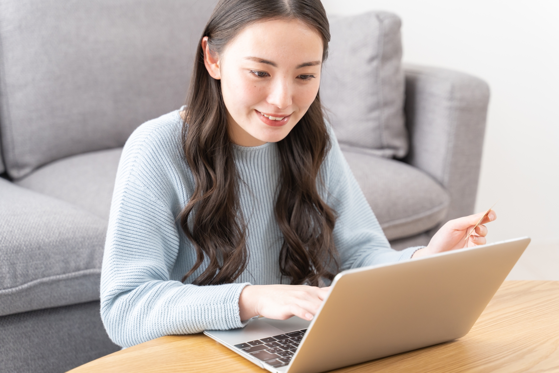 新品同様の中古品