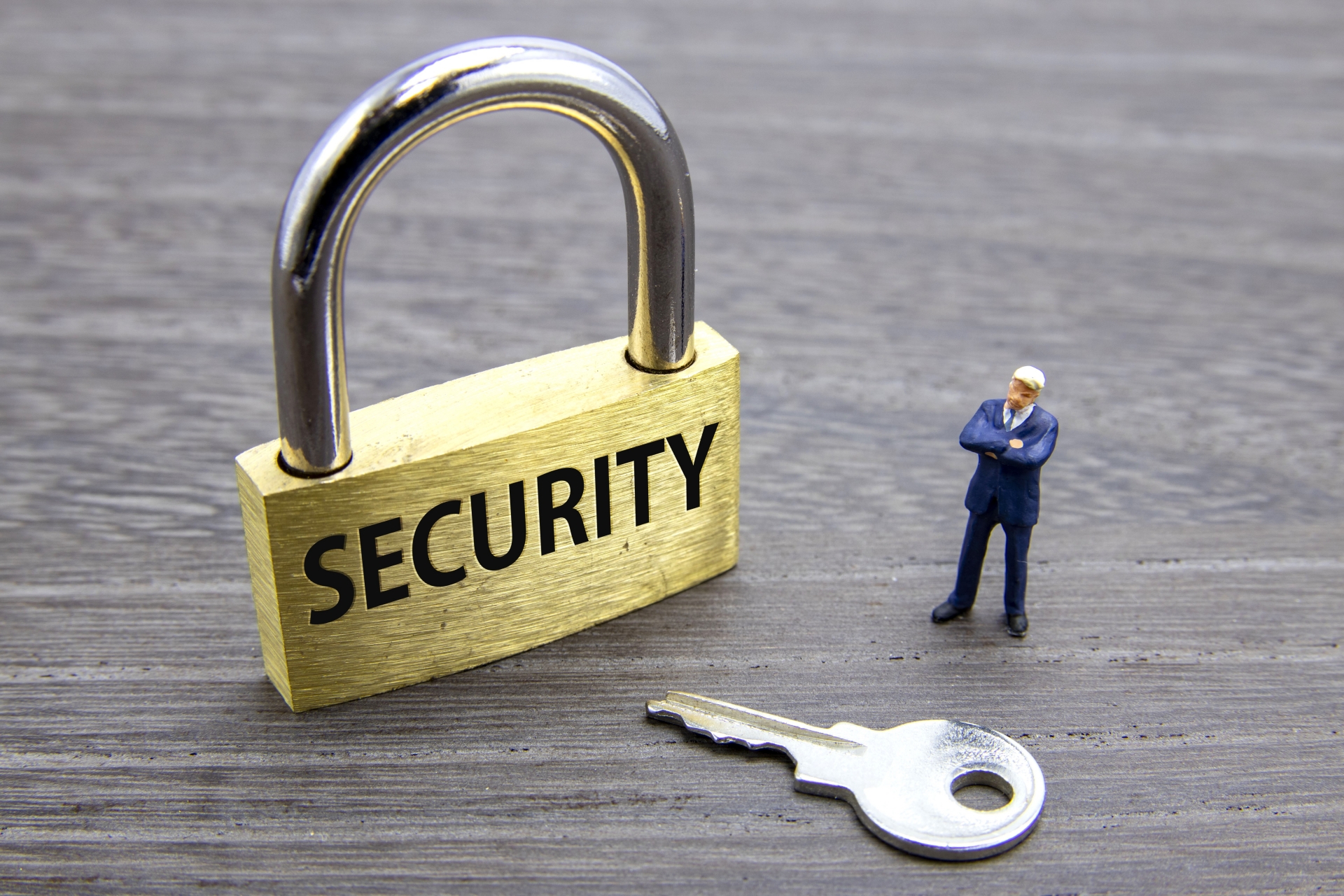 メーカー保証と延長保証の違い