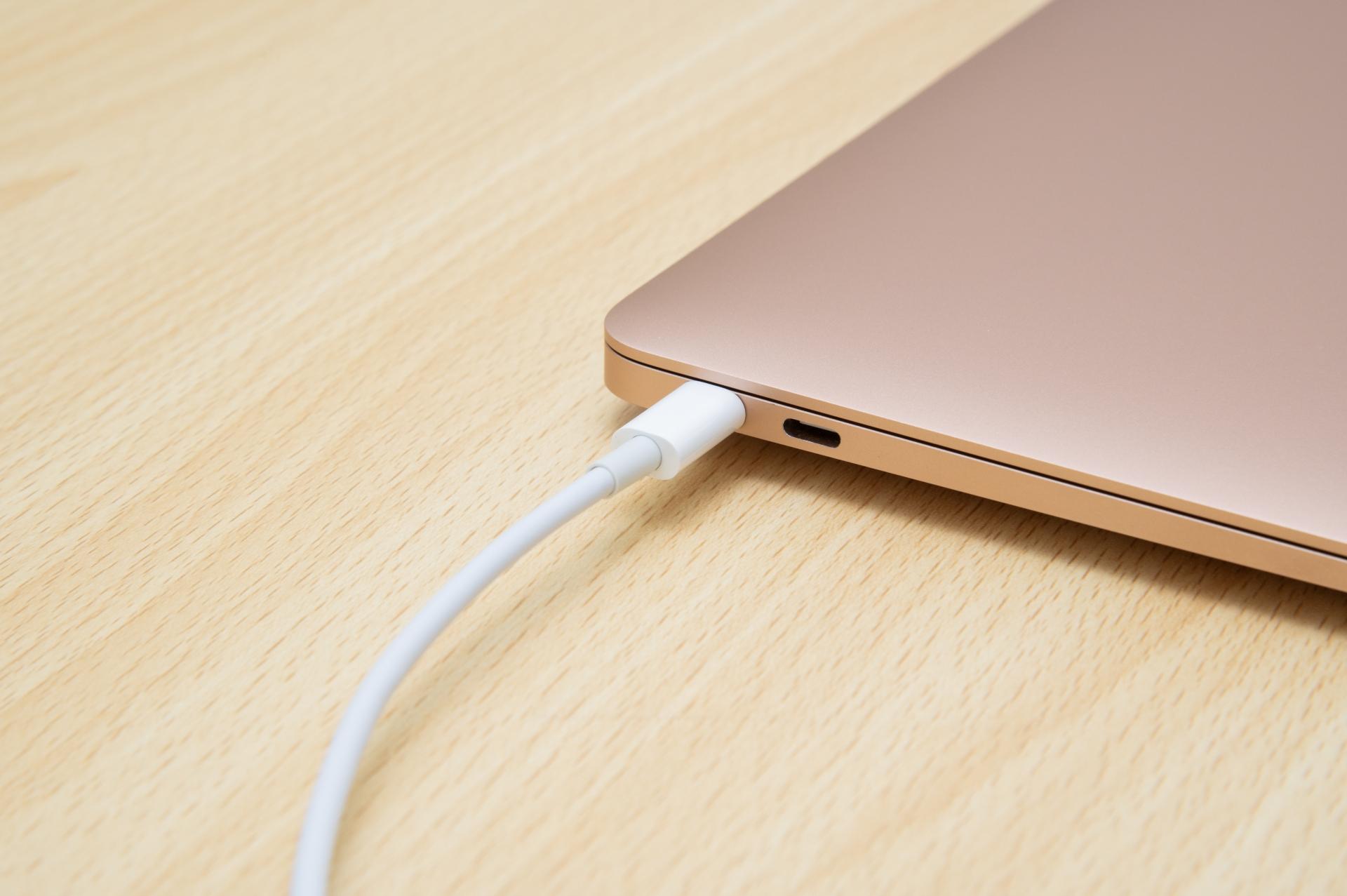 動作が不安定に見える