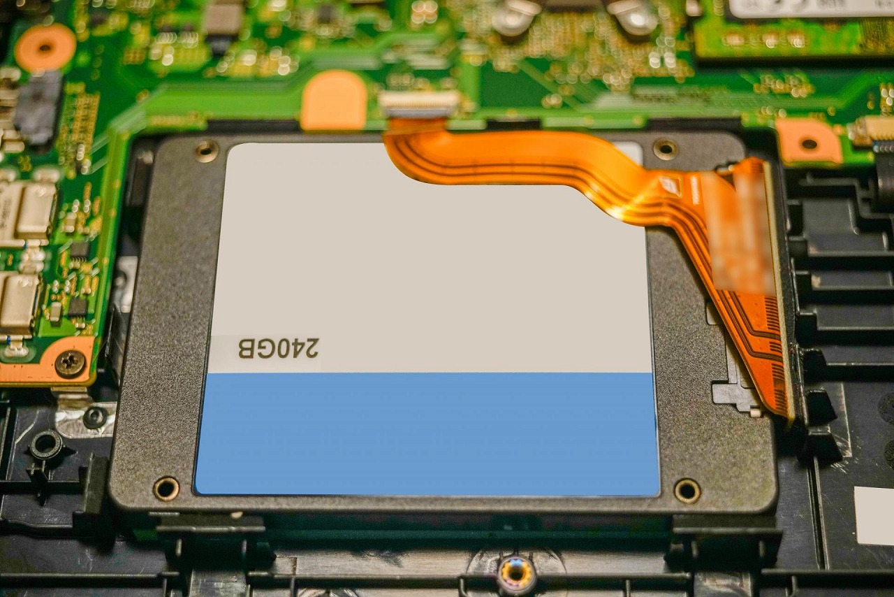 高速なSSDストレージ