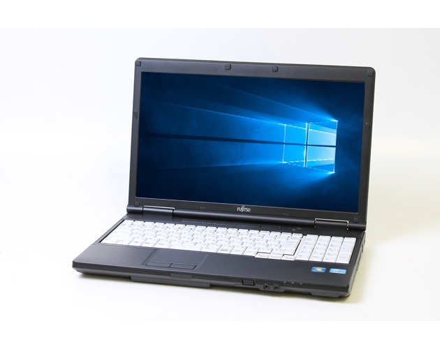 【即納パソコン】LIFEBOOK A572/F　※テンキー付(36456) 拡大