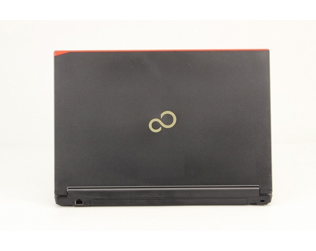 【即納パソコン】LIFEBOOK A576/N(38084、02) 拡大