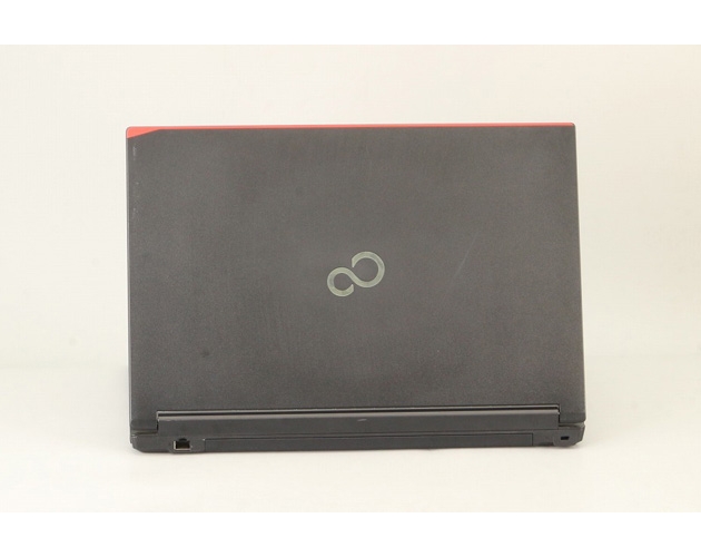 【即納パソコン】LIFEBOOK A576/S　※テンキー付(38489、02) 拡大