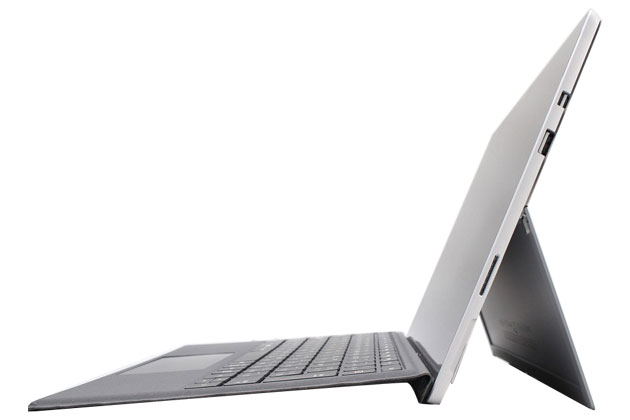 【即納パソコン】 Surface Pro 5(41025、03) 拡大