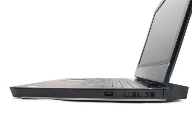 【即納パソコン】 Alienware 17 R5 (Win11pro64)(SSD新品) 9N8　※テンキー付(44893、03) 拡大