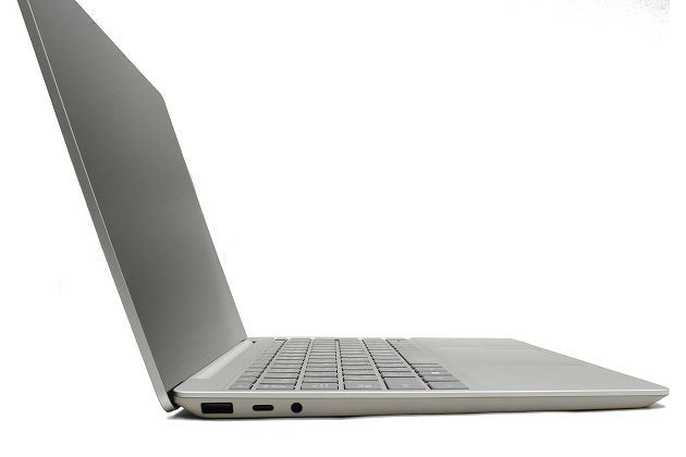 【即納パソコン】 Surface Laptop Go プラチナ (Win11pro64) 5N10(46590、04) 拡大