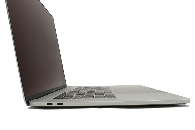 【即納パソコン】 MacBook Pro  (15-inch, 2017) シルバー 7N7(46019、04) 拡大