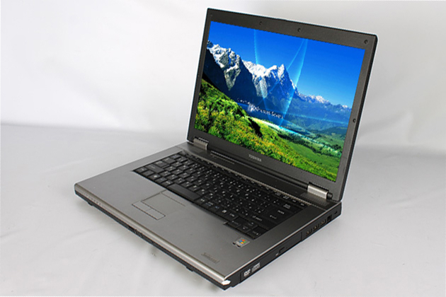 東芝：dynabook Satelite K32V 160GB 2GB