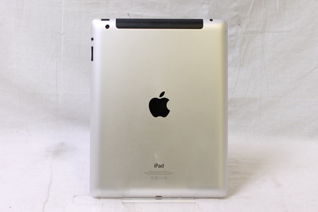 iPad 第4世代 Wi-Fi + Cellular au ブラック バッファロー製キーボード付き(36282、02) 拡大
