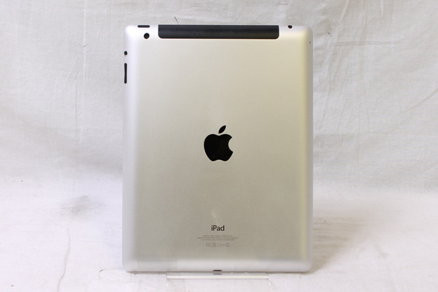 iPad 第4世代 Wi-Fi + Cellular au ホワイト バッファロー製キーボード付き(36283、02) 拡大
