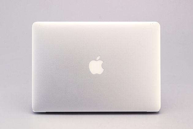 【即納パソコン】MacBookAir (13-inch, Mid 2013)(37363、02) 拡大