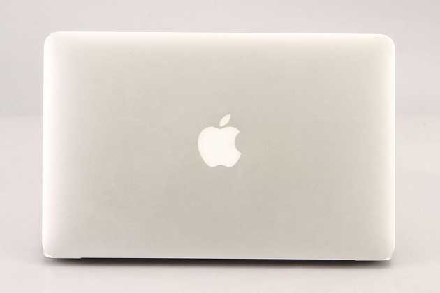 【即納パソコン】 MacBook Air (11-inch, Mid 2011)(37712、02) 拡大